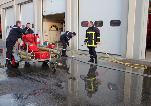 pompiers riviere
