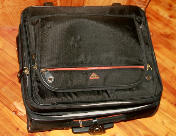 valise rainbow